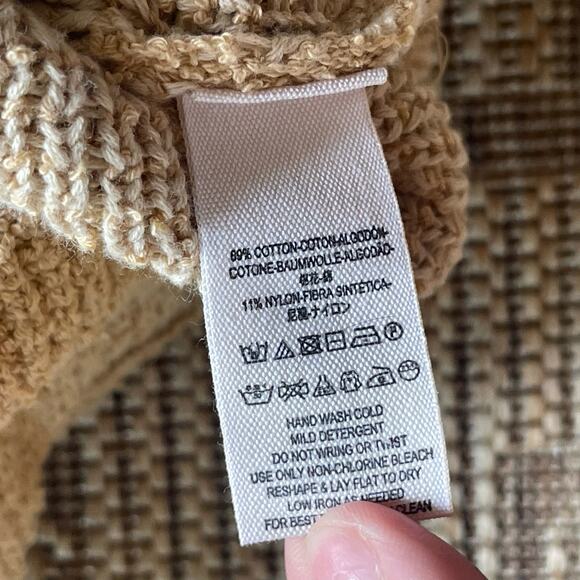 Free People Women's High Low V-Neck Cropped Sweater Camel Size Medium NWT - Picture 3 of 7